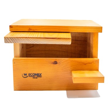 Solid Wood Nesting Box for Birds of Prey