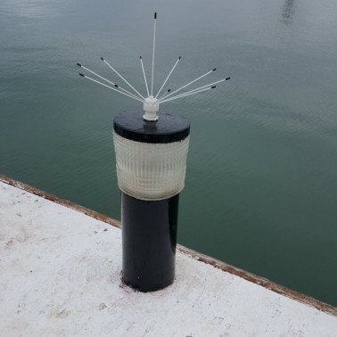 StopGull Keeper Installed on Pole in Harbor
