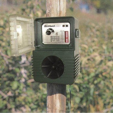 Installation of the BirdGard Pro on a Post