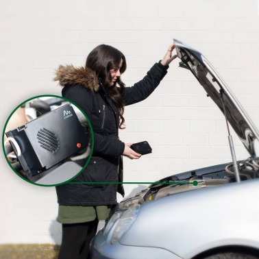 Instalación del Ahuyentador de Martas, Comadrejas y Mustélidos bajo capó coche