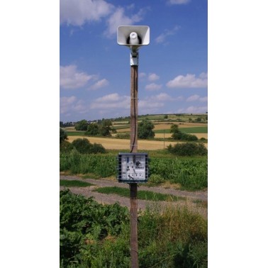 Bird Gard Super Pro PA4 Installed in Agricultural Field