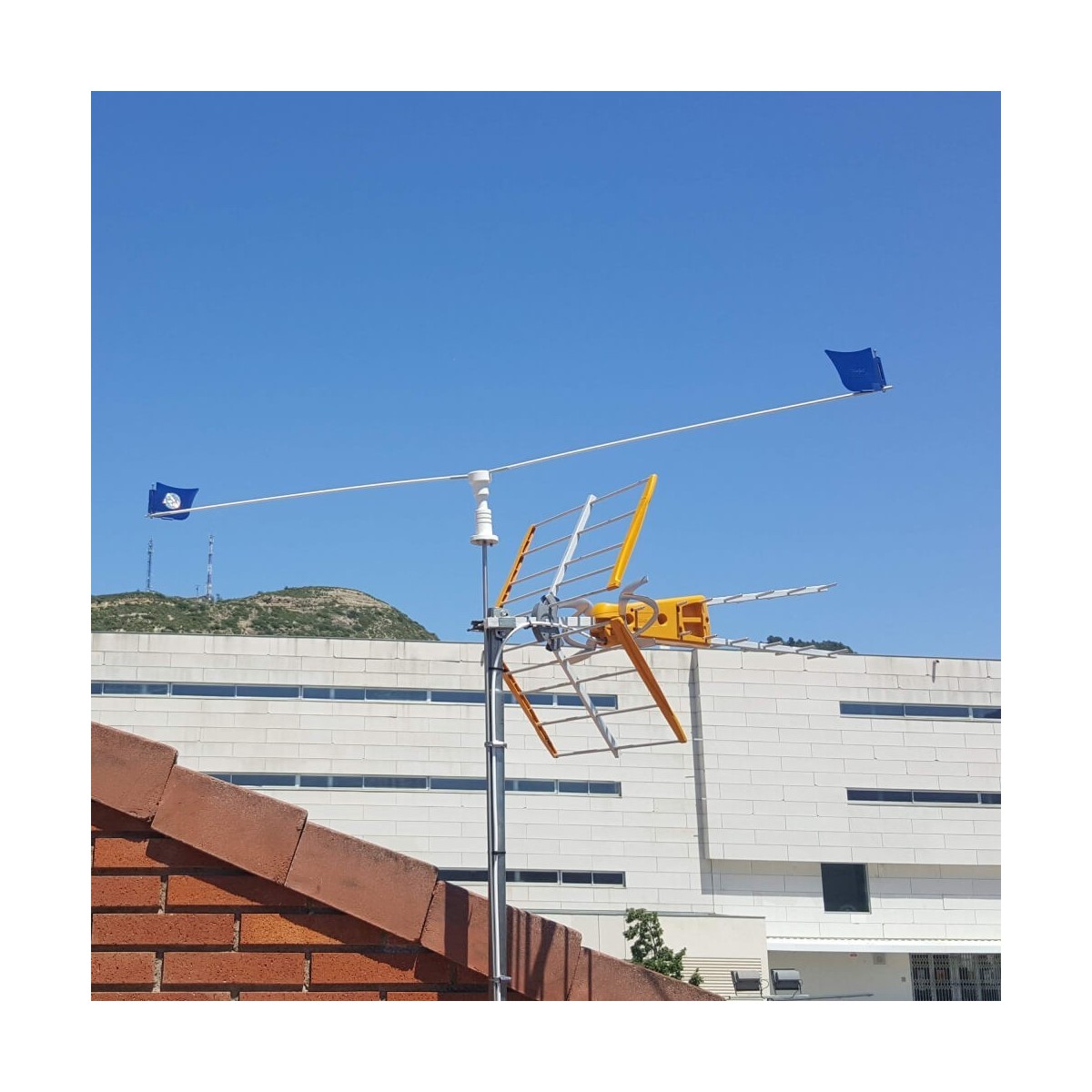 Bird Repeller for TV Aerials Keeping Birds Off TV Aerials